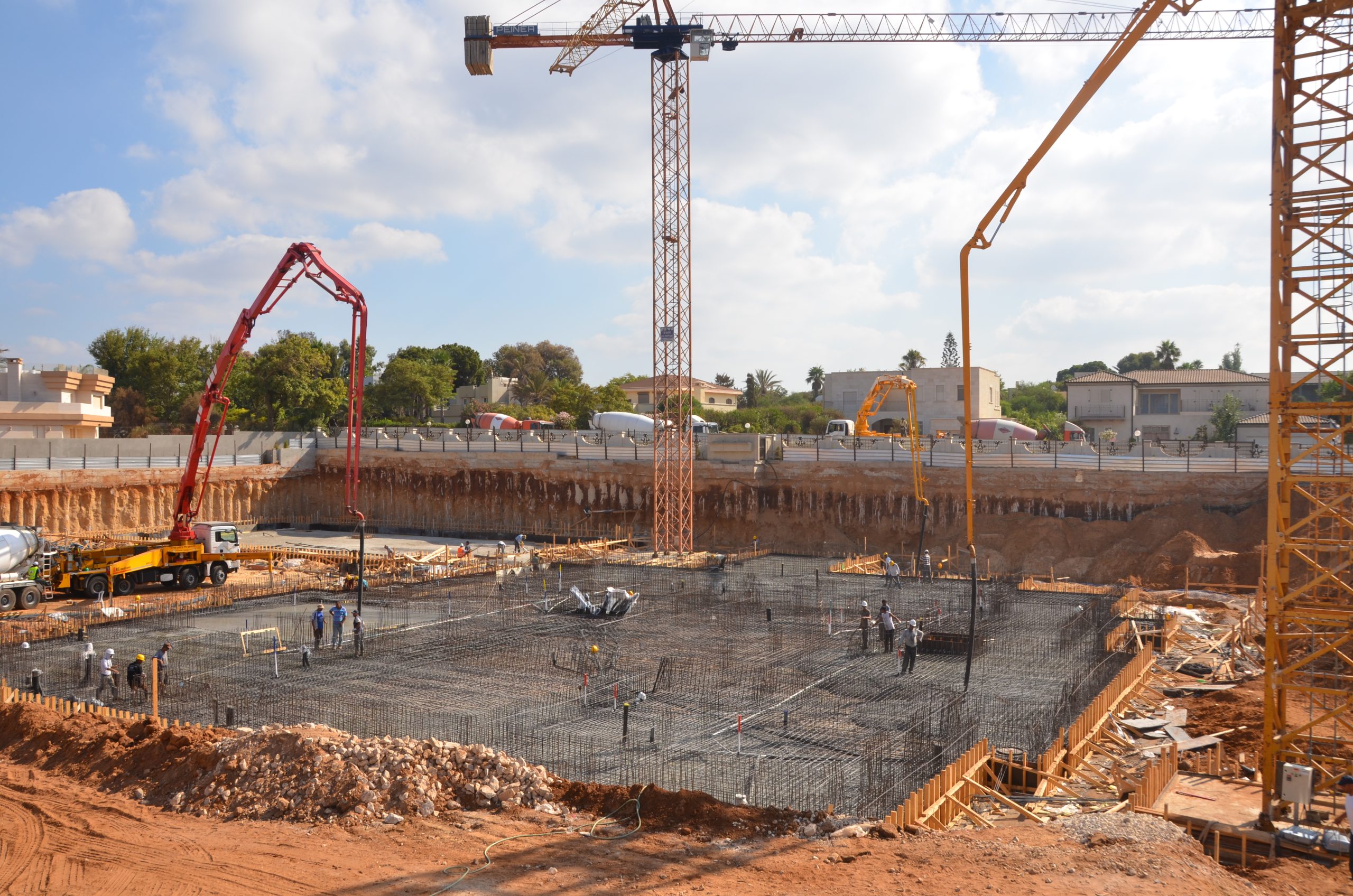 עלות בנייה יוקרתית לפי אזור בישראל 2026: השוואה מלאה למרכז, צפון, דרום וירושלים